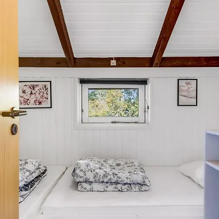 Nyaraló Eliana - 350m From The Sea By Interhome